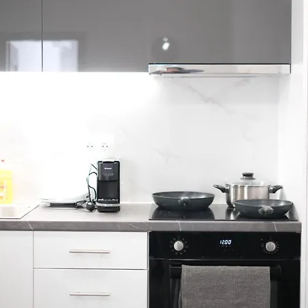 Cozy Home With Cooking Piraeus Exterior photo