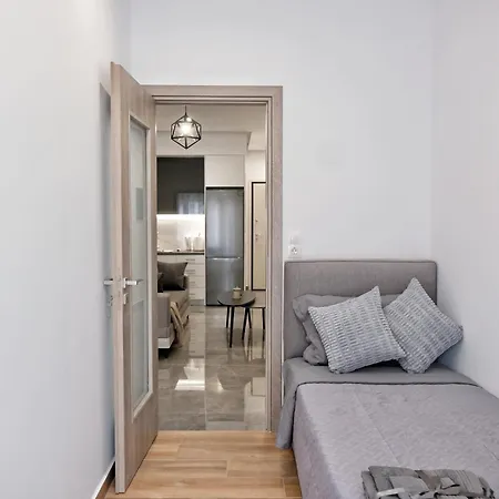 Cozy Home With Cooking Piraeus Exterior photo