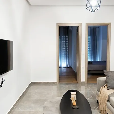 Cozy Home With Cooking Piraeus Exterior photo