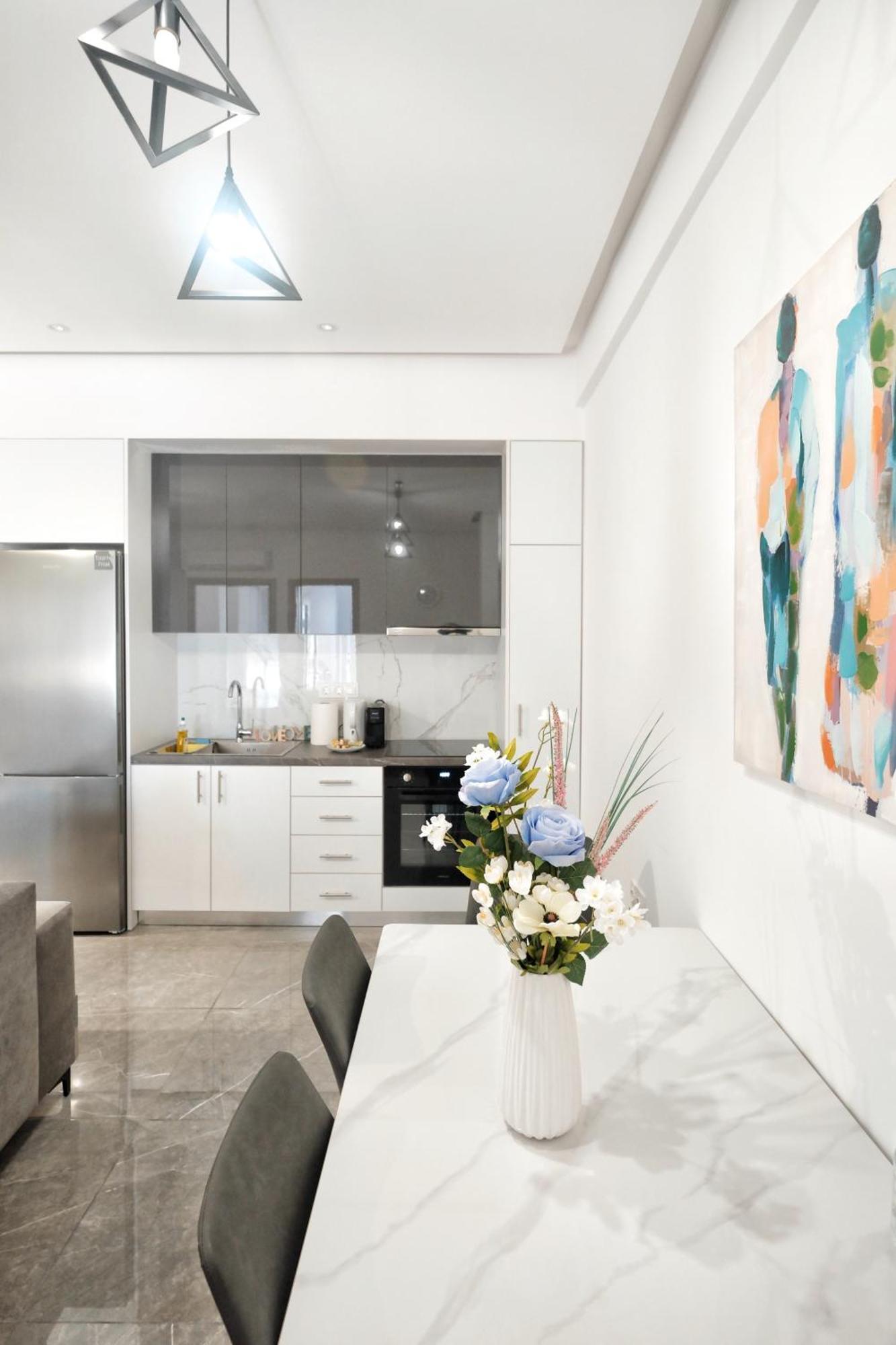 Apartment Cozy With Cooking