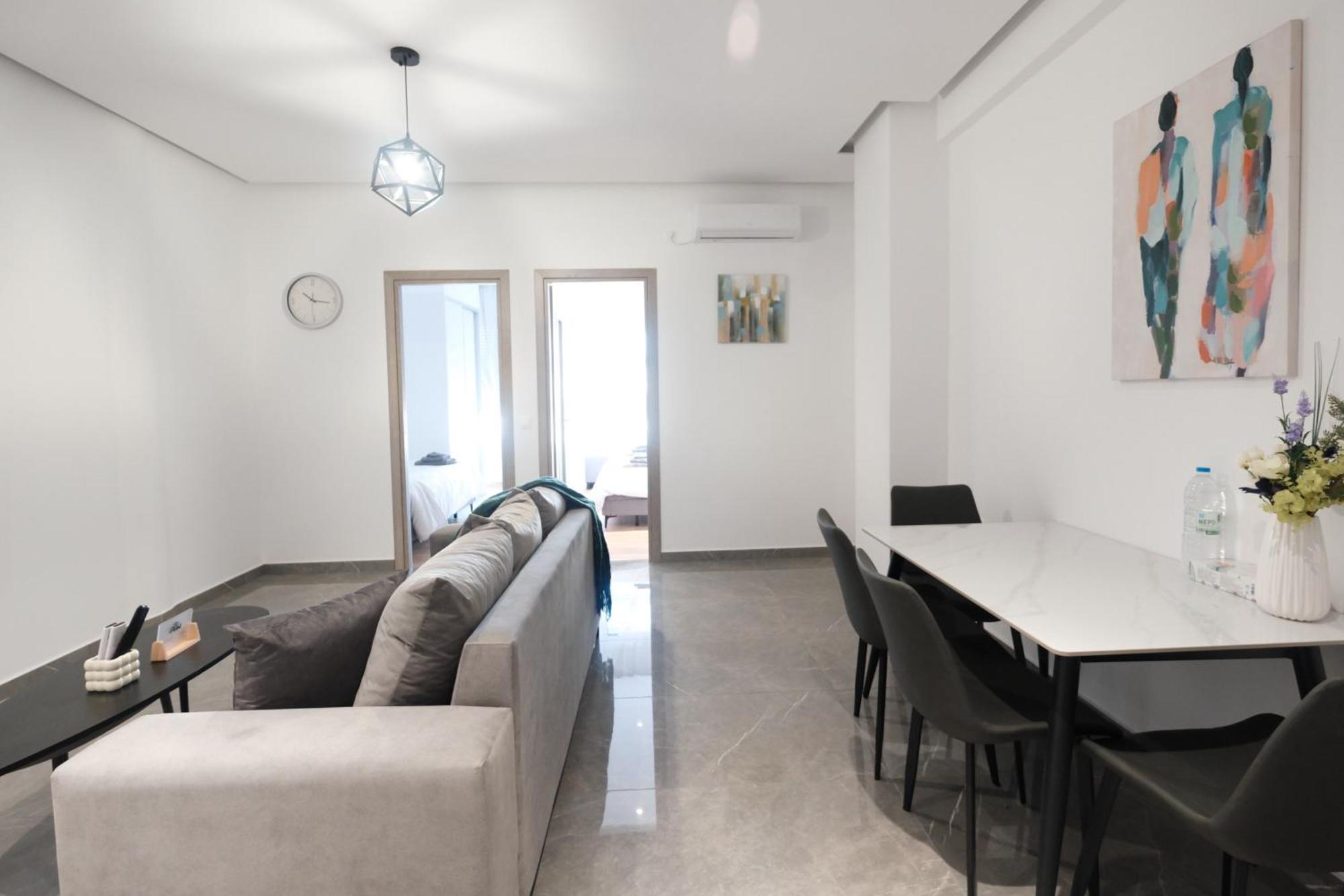 Cozy With Cooking Apartment Piraeus